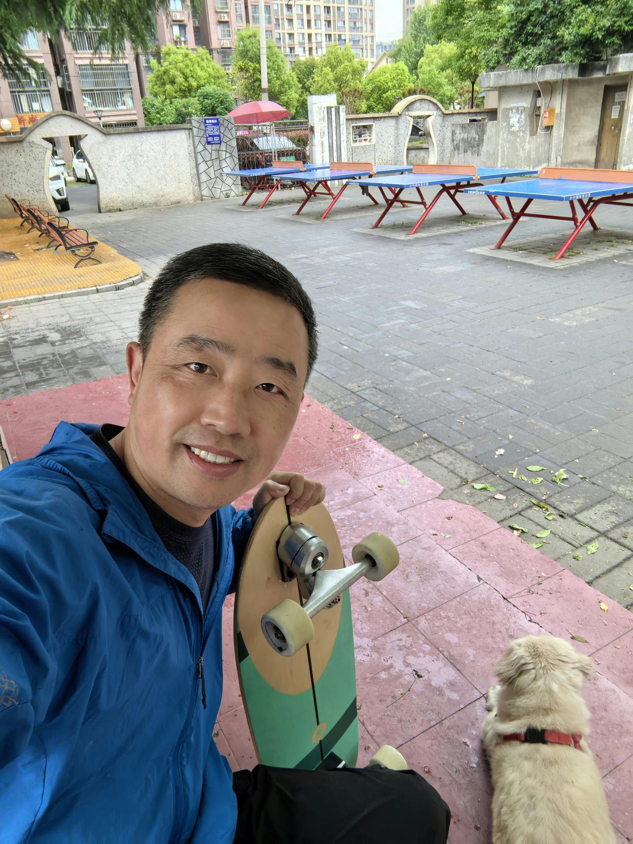 今天，是我滴酒未沾、成功戒酒的第282天。我真心觉得，戒酒比戒烟难太多了。