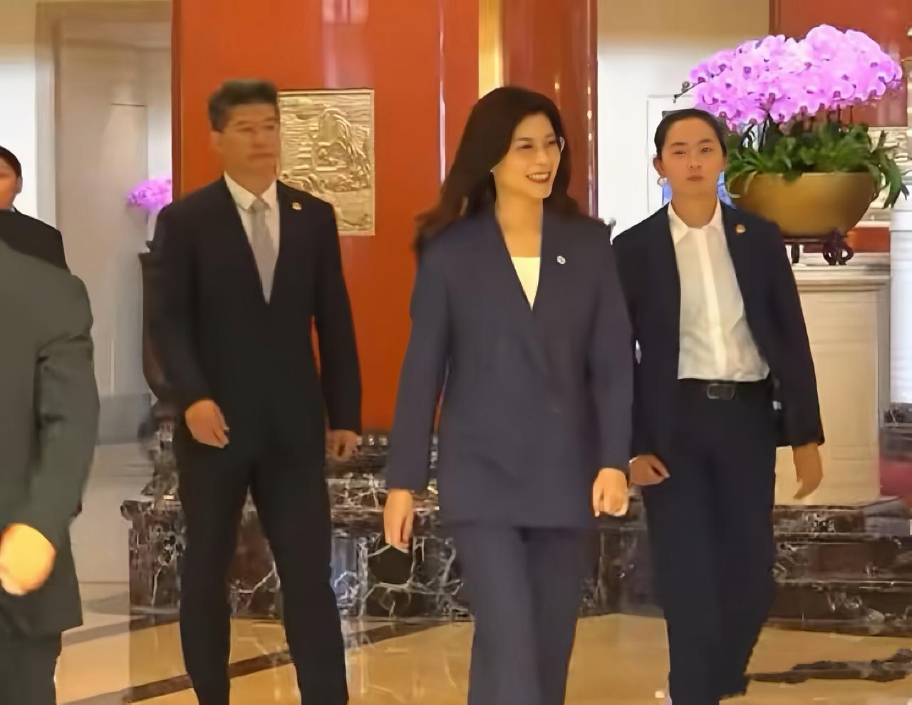 郑丽文访大陆是已经成功了，她终没有辜负吴伯雄的厚望。但对于郑丽文而言，成功之后其