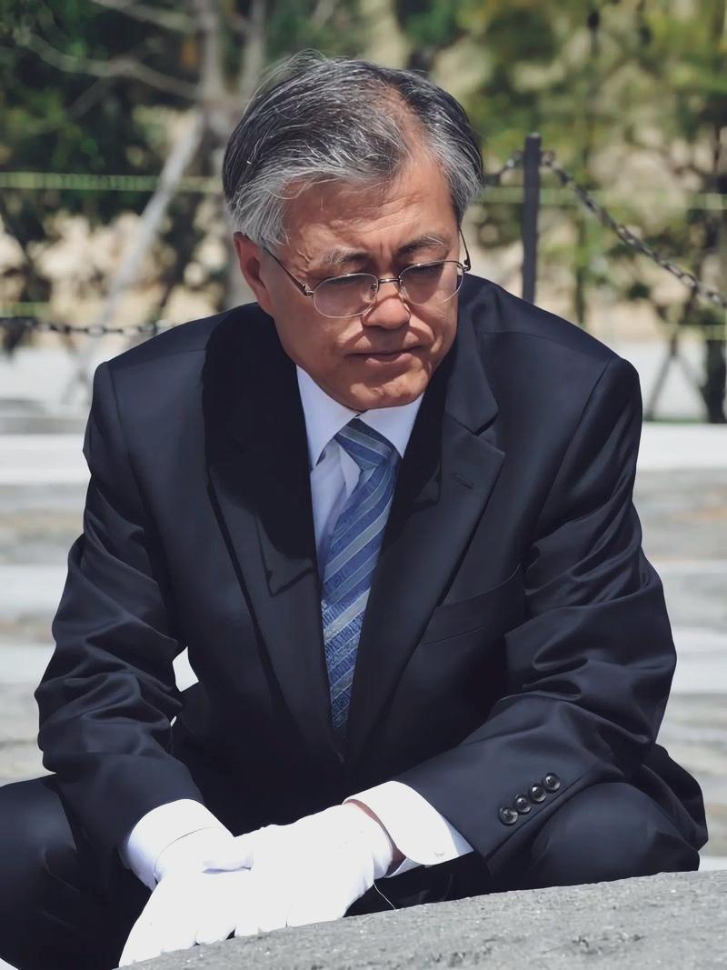 文在寅卸任后待遇如何？配备65名警卫，月退休金1400万韩元！文在寅的养老金