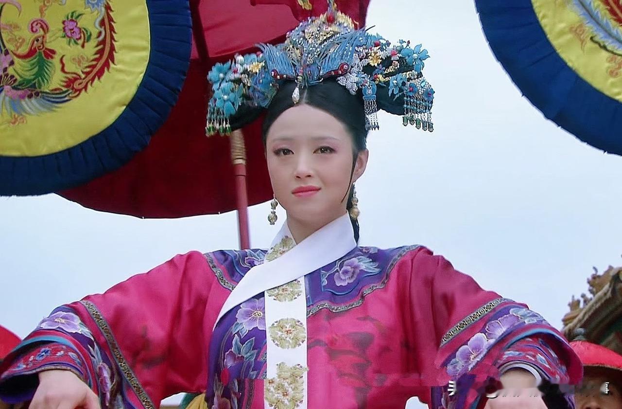 总有人纠结：要是甄嬛没在冷宫逼华妃，胖橘会不会手下留情？其实答案早藏在“赐死”两