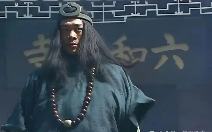 难怪武松要出家，只因他害了武大郎，你看他当年把什么给了潘金莲武松断了