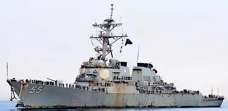 美国海军曾经以为尽管中国海军舰艇多于美国，但美国舰艇的尺寸比中国舰艇大很多，总排