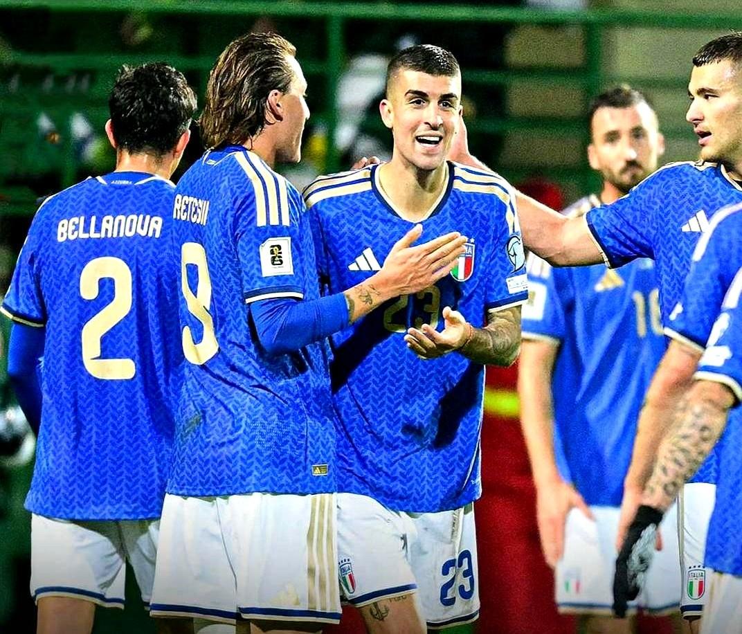 我到现在还坚我到现在还坚信，意大利队不是没人，而是缺一个能把人拧成一股绳的教