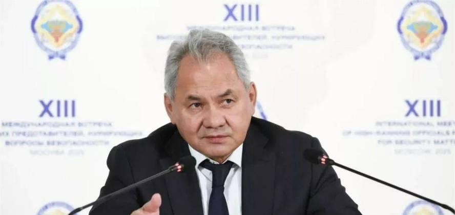 德国惹怒俄国了大事不妙！德国竟然捅了个大篓子，宣布要帮乌