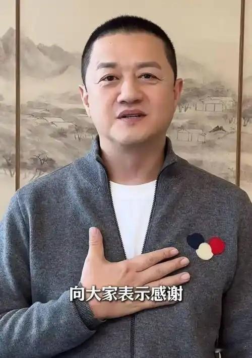 再一次被李亚鹏感动到，事情的起因是一位来自湖北名叫小叶子的网友，她在网络上发布了