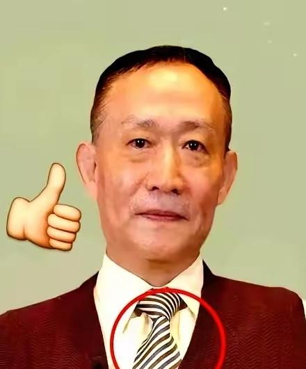 想想一个场景，国内7000多家铝合金电缆厂，一夜之间发现自己全成了“落后产能”。