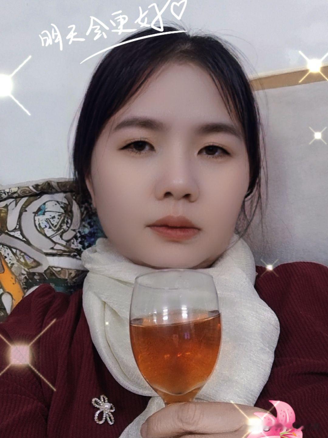 小姑拉住我劝我再嫁，但我把想二婚的念头掐灭了。母亲节，第一个没有母亲的节日，