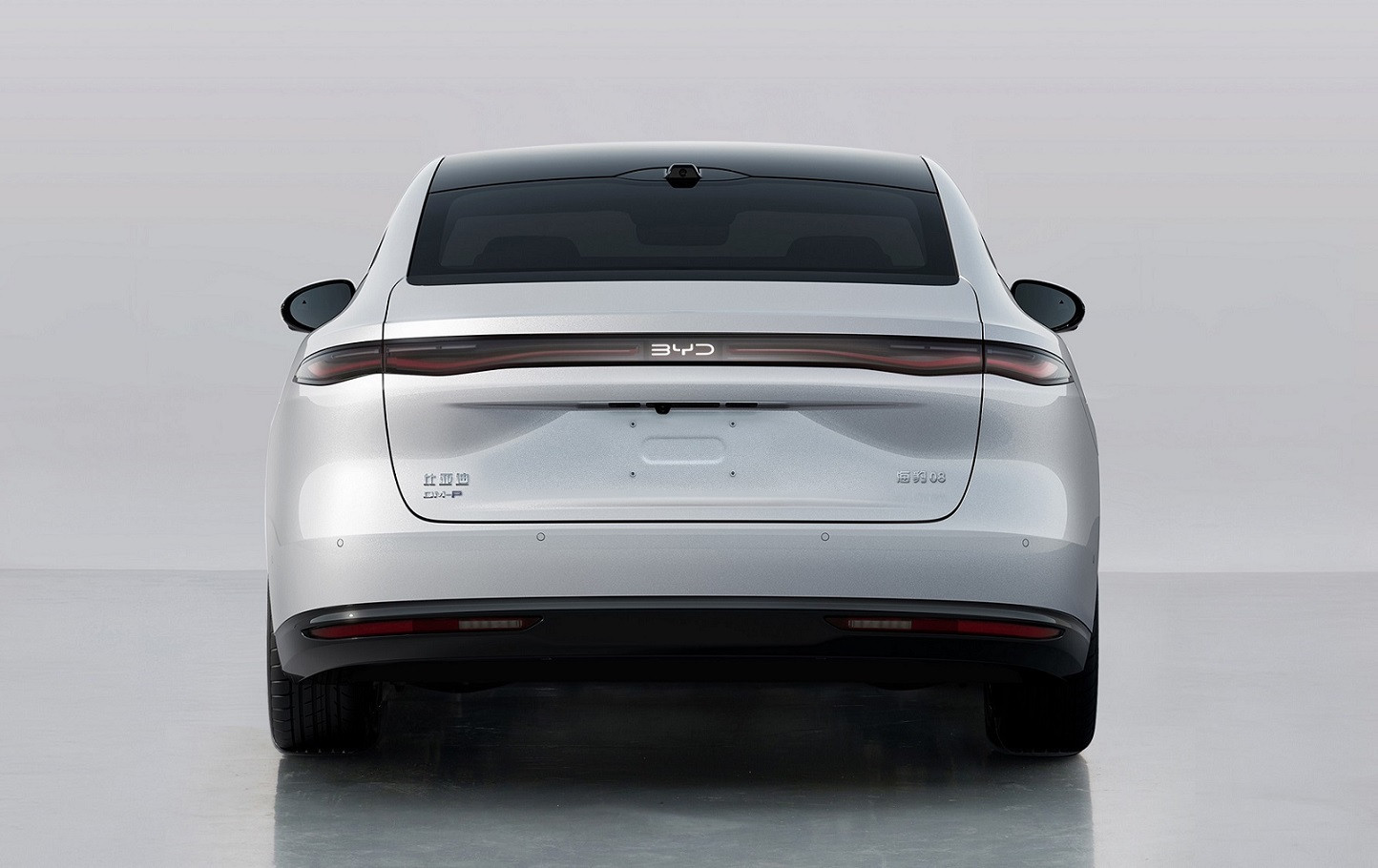 比亚迪海豹08申报图，新车定位中大型轿车，车长5150mm，车宽1999mm，车