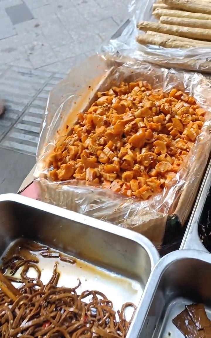 开江五香麻辣豆干。开江五香麻辣豆干。