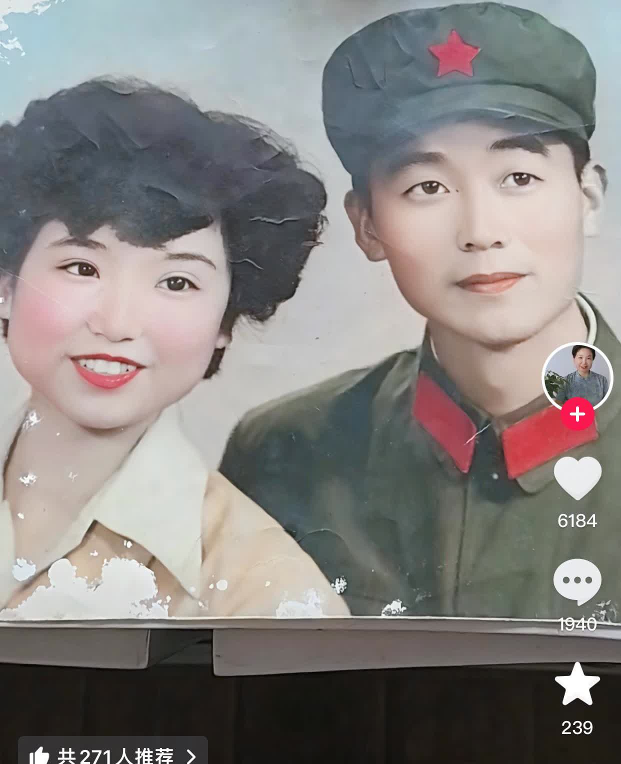 八一这天，老杜晒出的合影照在网上炸开了锅。照片里的“二伯”一身军装英气逼