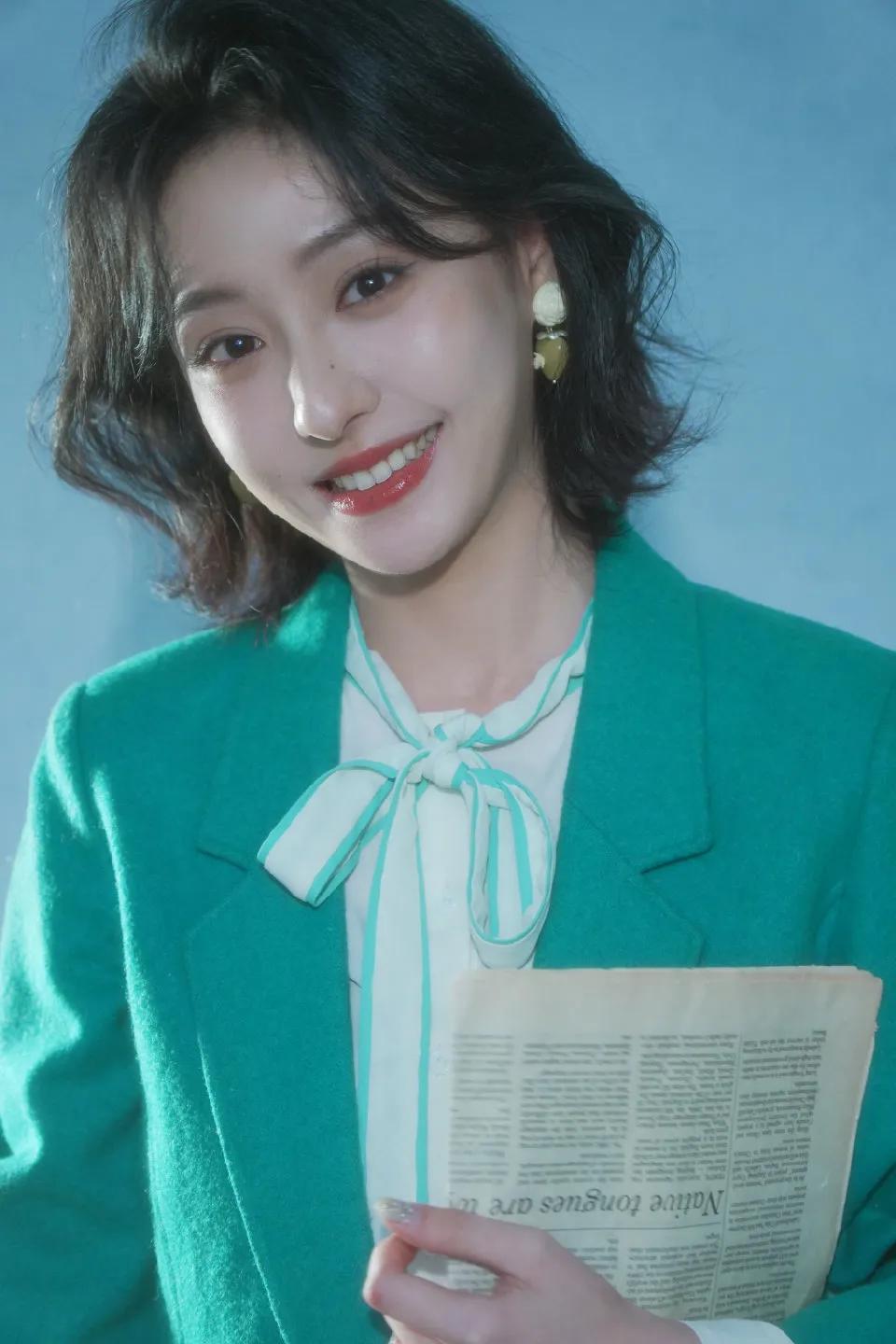 胡连馨美图分享李凯馨壁纸张婧仪壁纸宋祖儿壁纸康尔馨李宛妲壁纸胡连馨穿搭