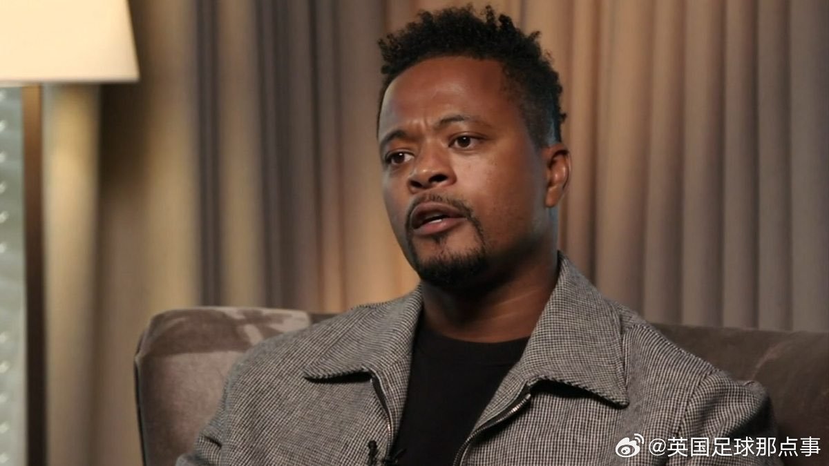 埃弗拉炮轰罗伊·基恩、斯科尔斯和内维尔，称这三人当教练一塌糊涂，没资格对卡里克评