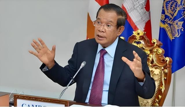 柬埔寨终于承认了：自己就是案板上的肉！别看声明写得义正词严，其实字里行间只有两个