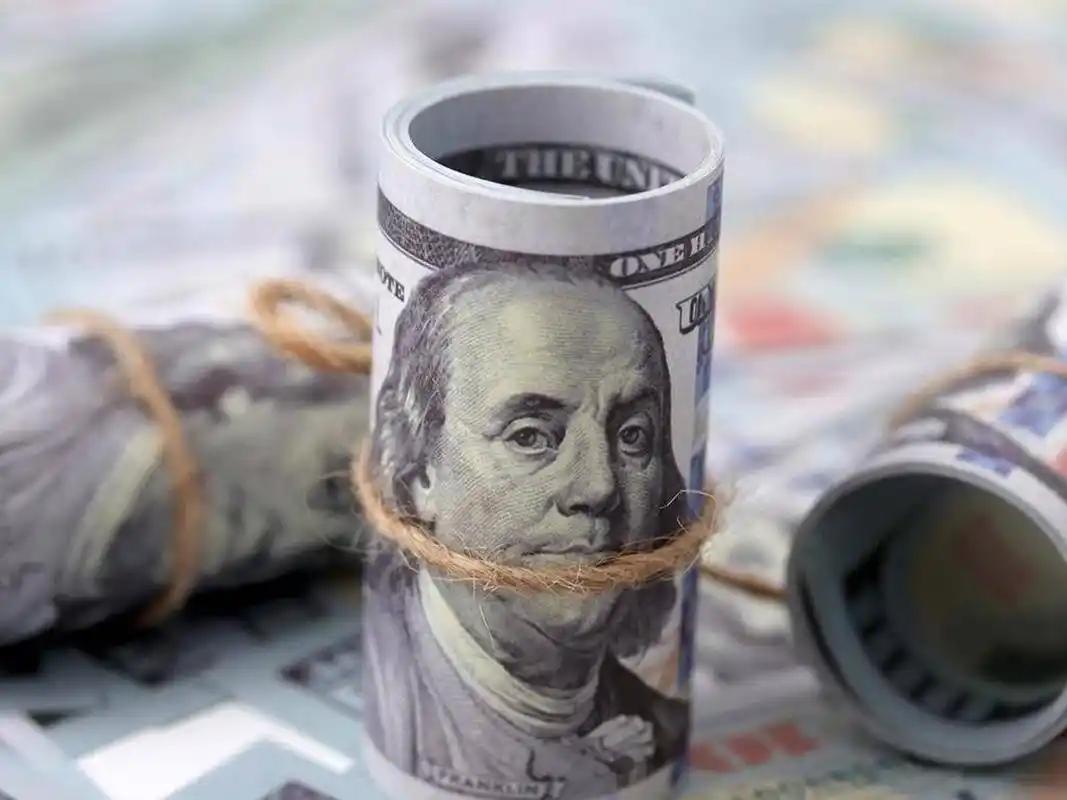 美专家警告，如果中国采取武力解决台湾问题，西方可能冻结高达3.2万亿美元的中国海