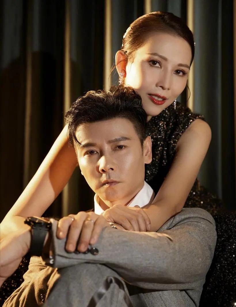当年主持人当着张晋的面直说，你老婆陪了刘銮雄六年，全场一下子安静了。所有人都等着