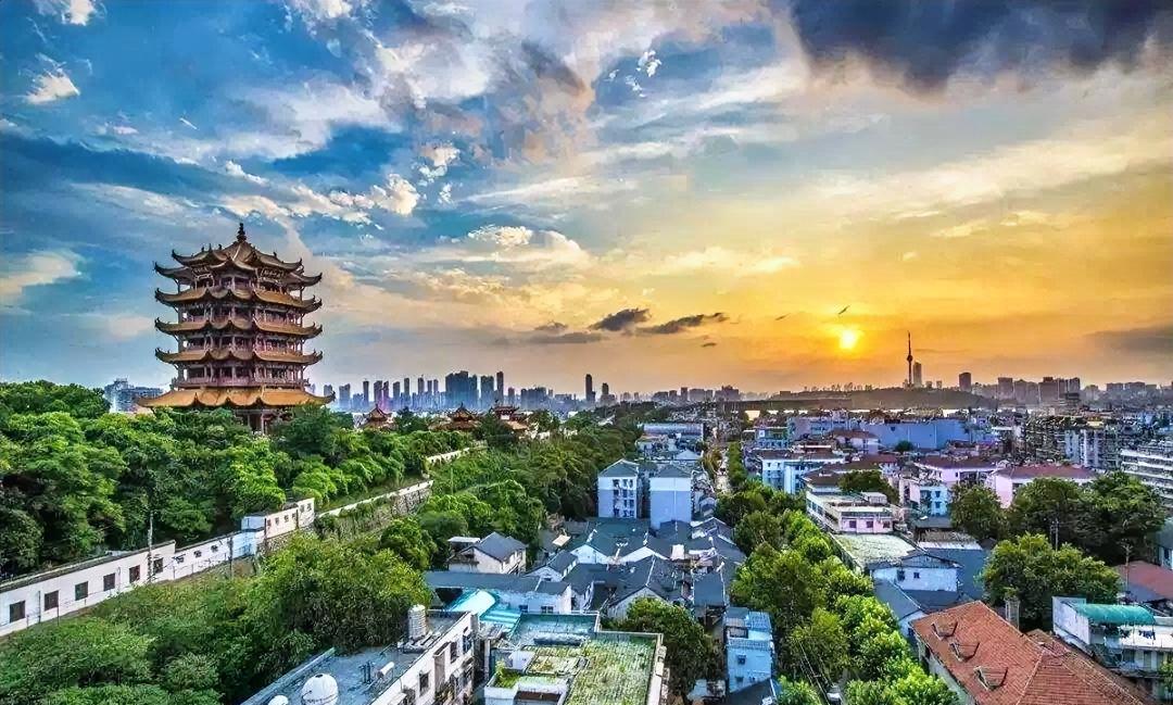 武汉市13个区人口：1、江岸区，105万2、江汉区：69万3、硚口区：75