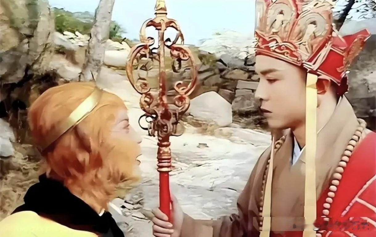 孙悟空最经典常用的一句是“师父”。作者笔下的悟空，在细节上描写让读者疼爱有加，处