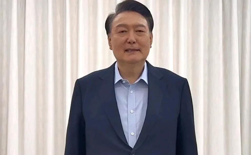 韩国前总统尹锡悦时隔四月后再次被捕，法官称有毁灭证据的风险韩联社消息，前总统尹