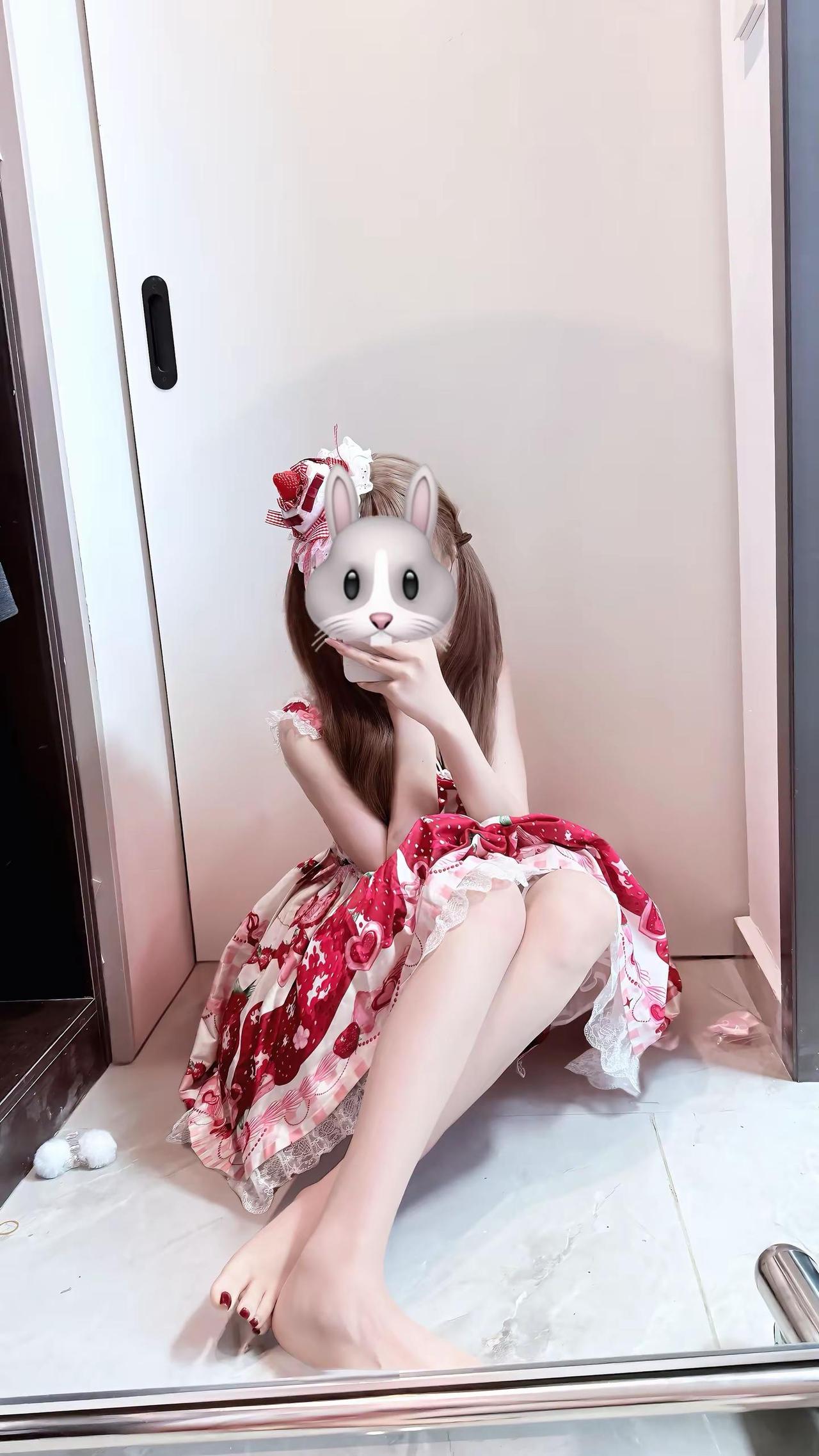 哥哥，能不能只在意我一个人(っ̯-｡)