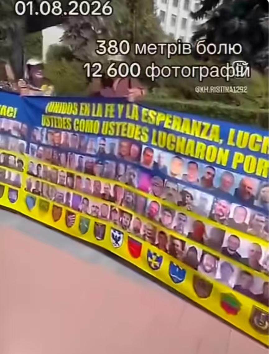 泽连斯基之前改口说乌军阵亡了5万人，但乌克兰民众却不那么认为，在乌克兰捷尔诺波尔