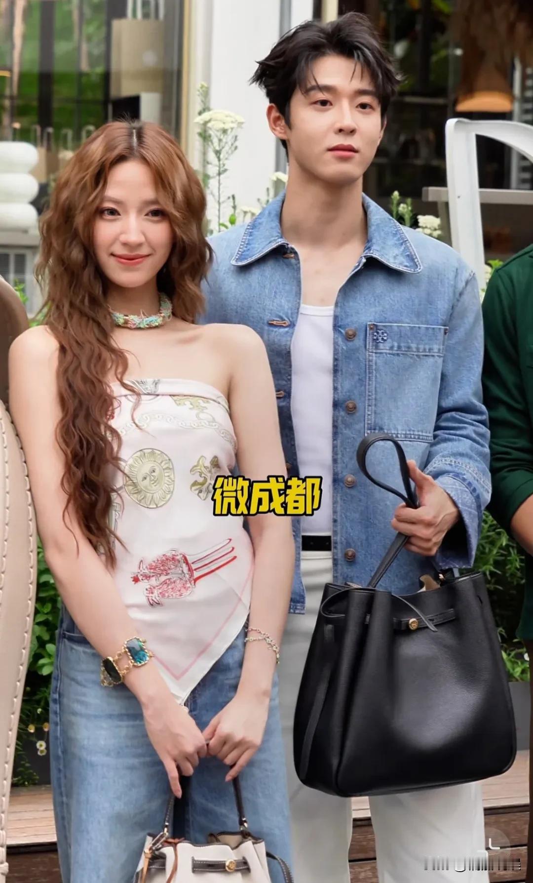 原来以为欧阳娜娜够漂亮了，没想到妹妹欧阳娣娣颜值也这么高，果然只有“神仙父母”，