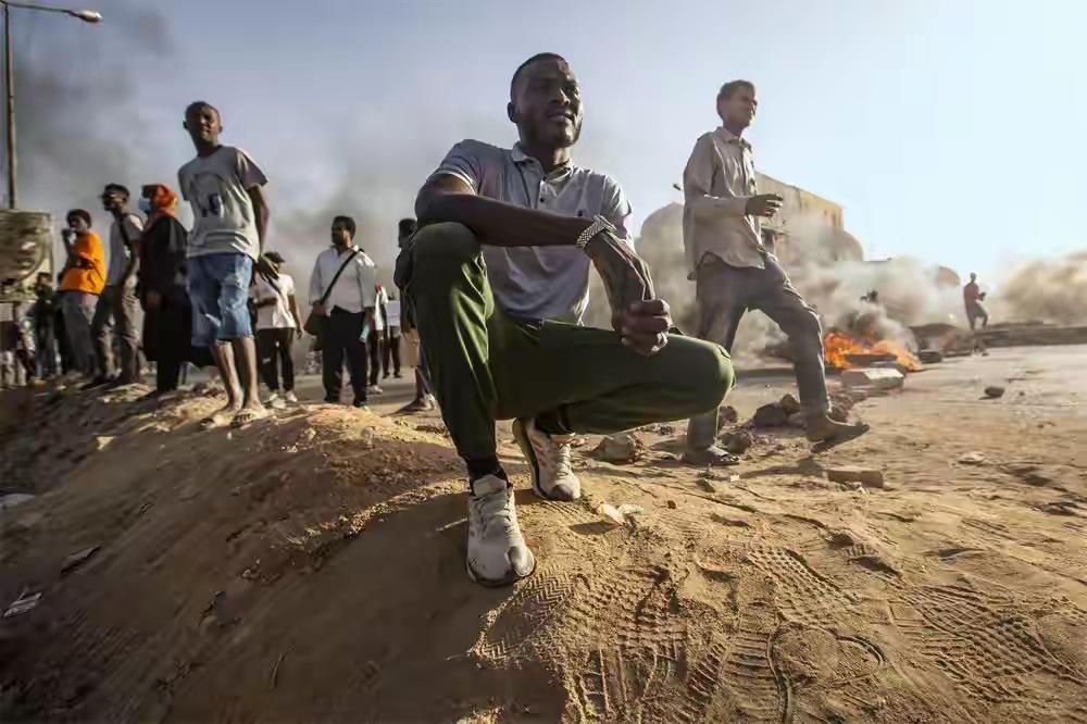 非洲埃塞俄比亚和厄立特里亚这俩穷国开战，那打法简直能把战地记者笑翻，还被联合国列