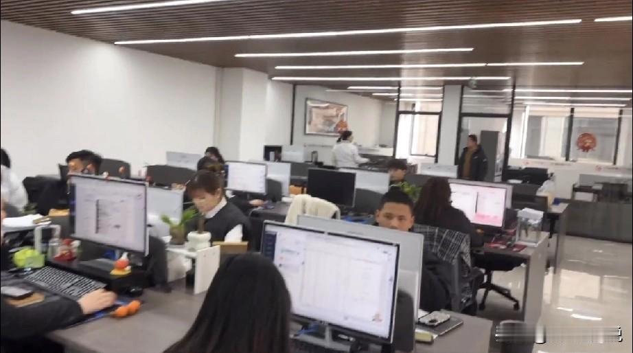 作为一个无良hr，今天给大家说一个很多人可能根本没注意到的“坑”，那就是在涉及到