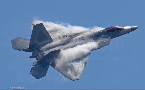 美军一直搞不明白，为啥自己的主力战机F-35刚从日本基地起飞，飞行不到200公里