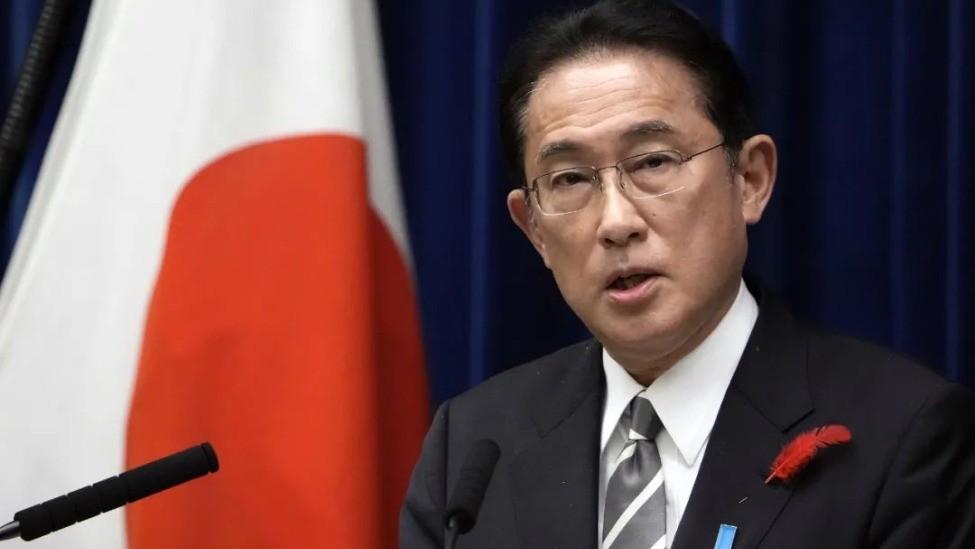 日本精英层彻底摊牌了！日本精英层恐怕已经达成了一个共识。前两天，日本前首相