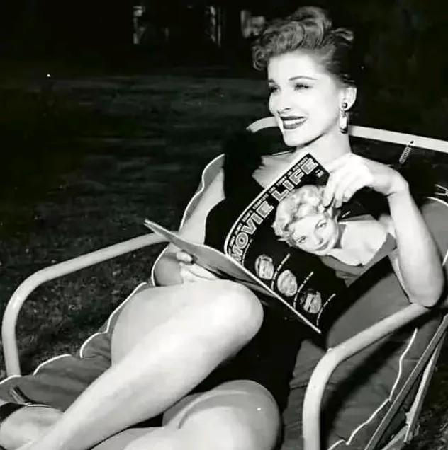 1964年，孔祥熙、宋霭龄的小儿子孔令杰结婚了，他的婚事轰动美国，因为他娶的是