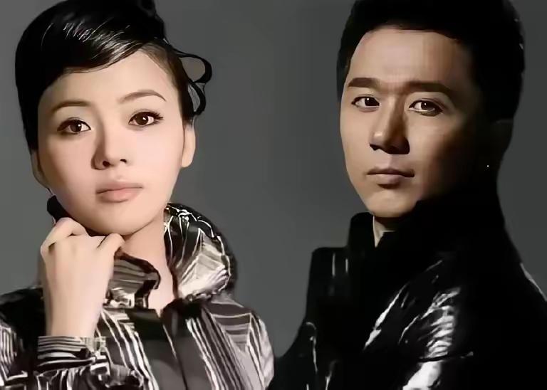 歌唱家陈思思在1999年办完离婚手续后，转身收拾行李，以特招身份进入了二炮文工团