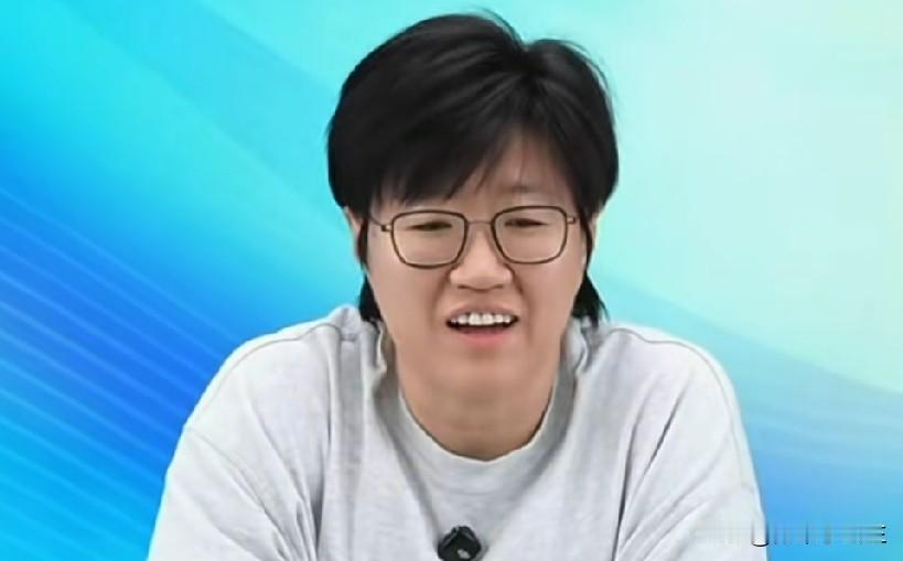 郭焱果然是专业的，一针见血得指出莎头输球的原因！首先她肯定了袁励岑和王艺迪打