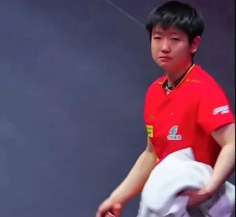 8月份乒乓世界杂志，揭秘孙颖莎多哈世乒赛夺冠后为什么流泪！多哈世乒赛夺冠是孙颖