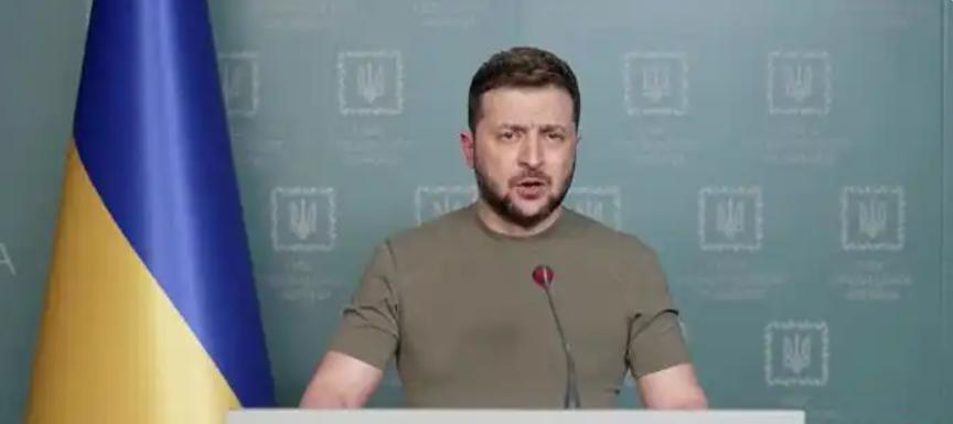 2月5日将会是泽连斯基最后的机会了！据西方媒体透露，2月1日晚间，泽连斯基听取