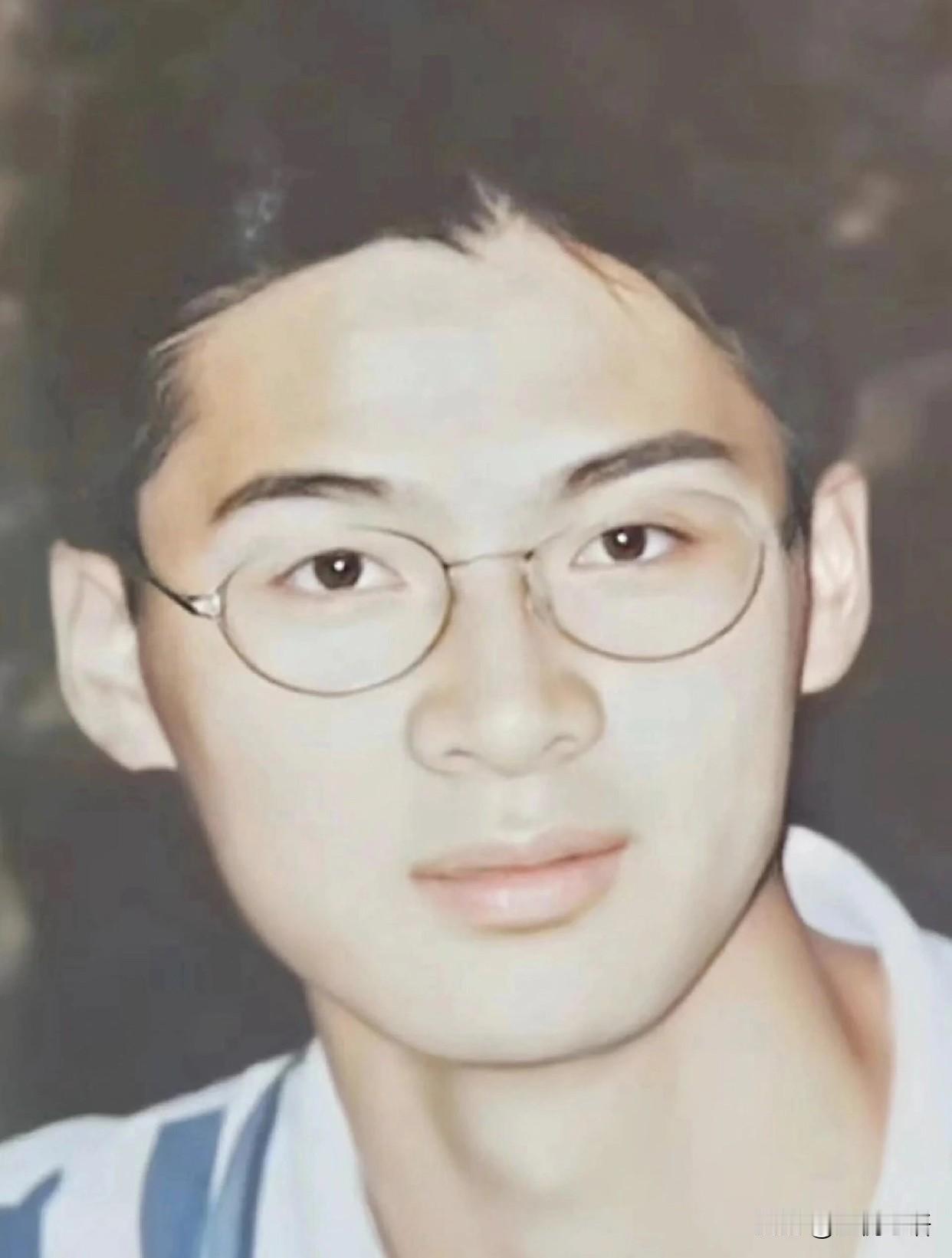 罗翔这段话让我反复看了好多遍学不进去，玩不尽兴，睡不踏实，心情乱糟糟，却