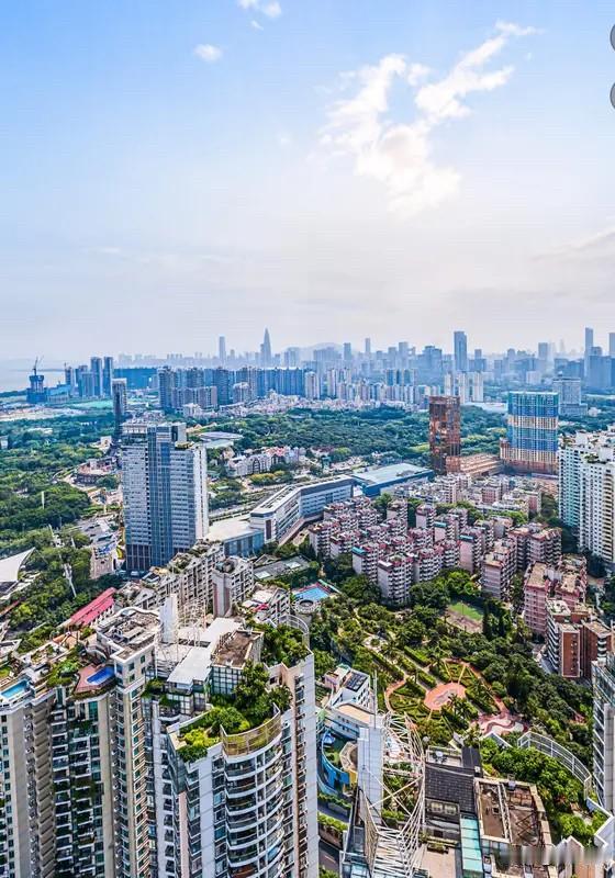 8月以来，深圳二手住宅平均议价空间降到8.8%，较1月的11%累计收窄2.2％，