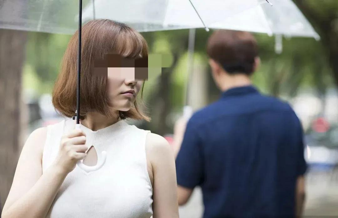 吉林长春，男子跟女友恋爱同居7年，女友提出分手，男子不愿意，要求女友，要么把这些