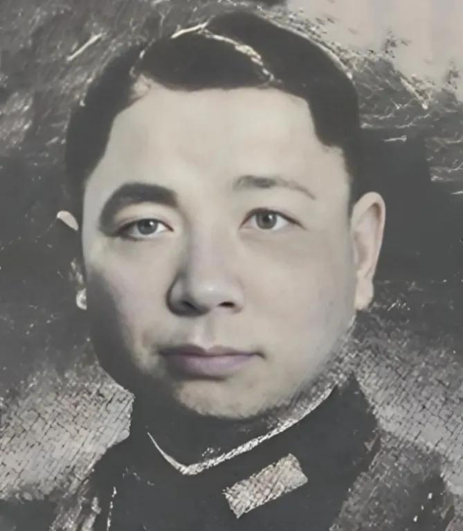 1948年襄樊战役落幕，国民党十五绥靖区副司令、川军名将郭勋祺兵败被俘。不同于被