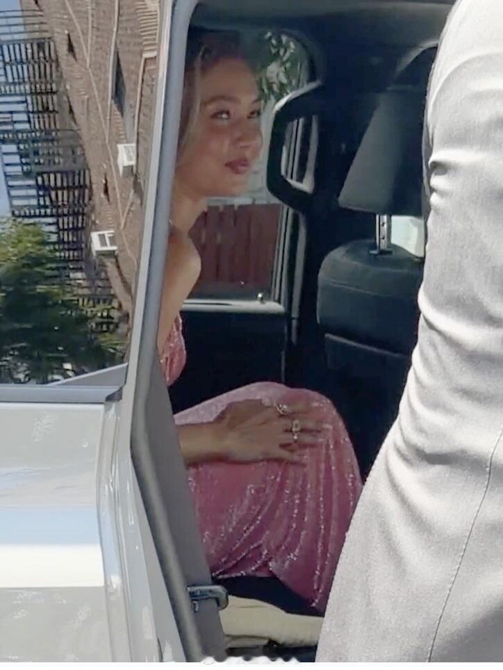 霉霉婚礼星光霉霉婚礼阵容堪比MetGala奥斯卡影帝影后导演、格莱美获得者、乐坛