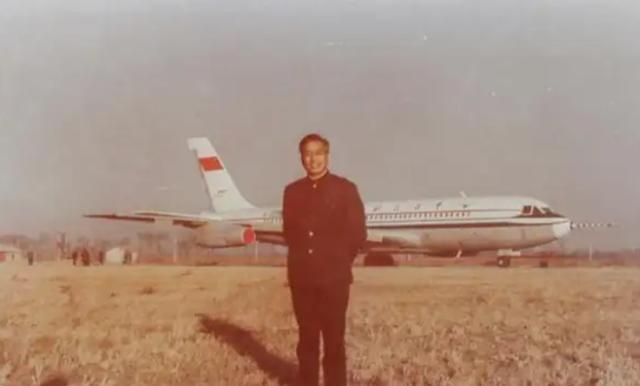 1959年，中国航空专家马凤山被派去苏联学习轰6飞机制造，苏联专家一再强调：不必