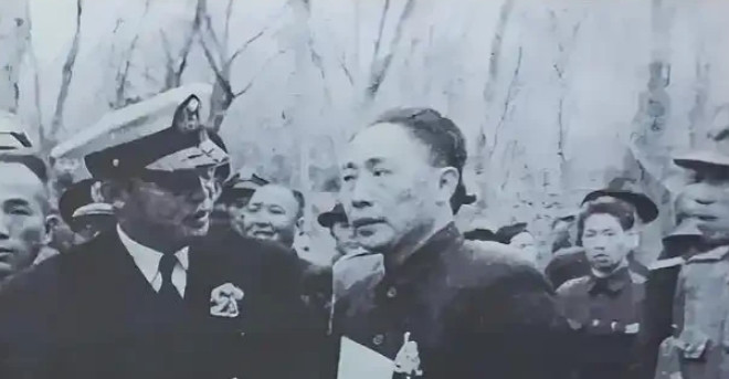 1949年9月，毛人凤来到昆明，对沈醉说：“老沈，你为何把家人送去了香港，而不去