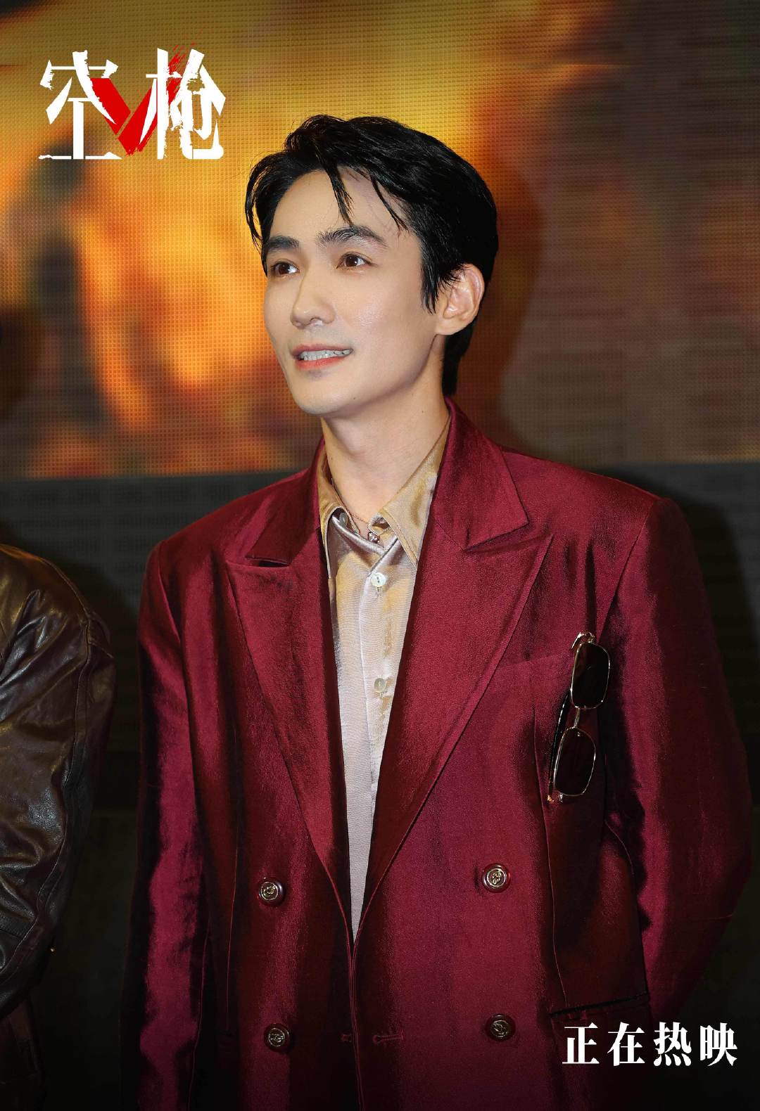 韩延说朱一龙正是当打之年韩延说朱一龙的身体结构都能表演《空枪》原剧本没有跳舞