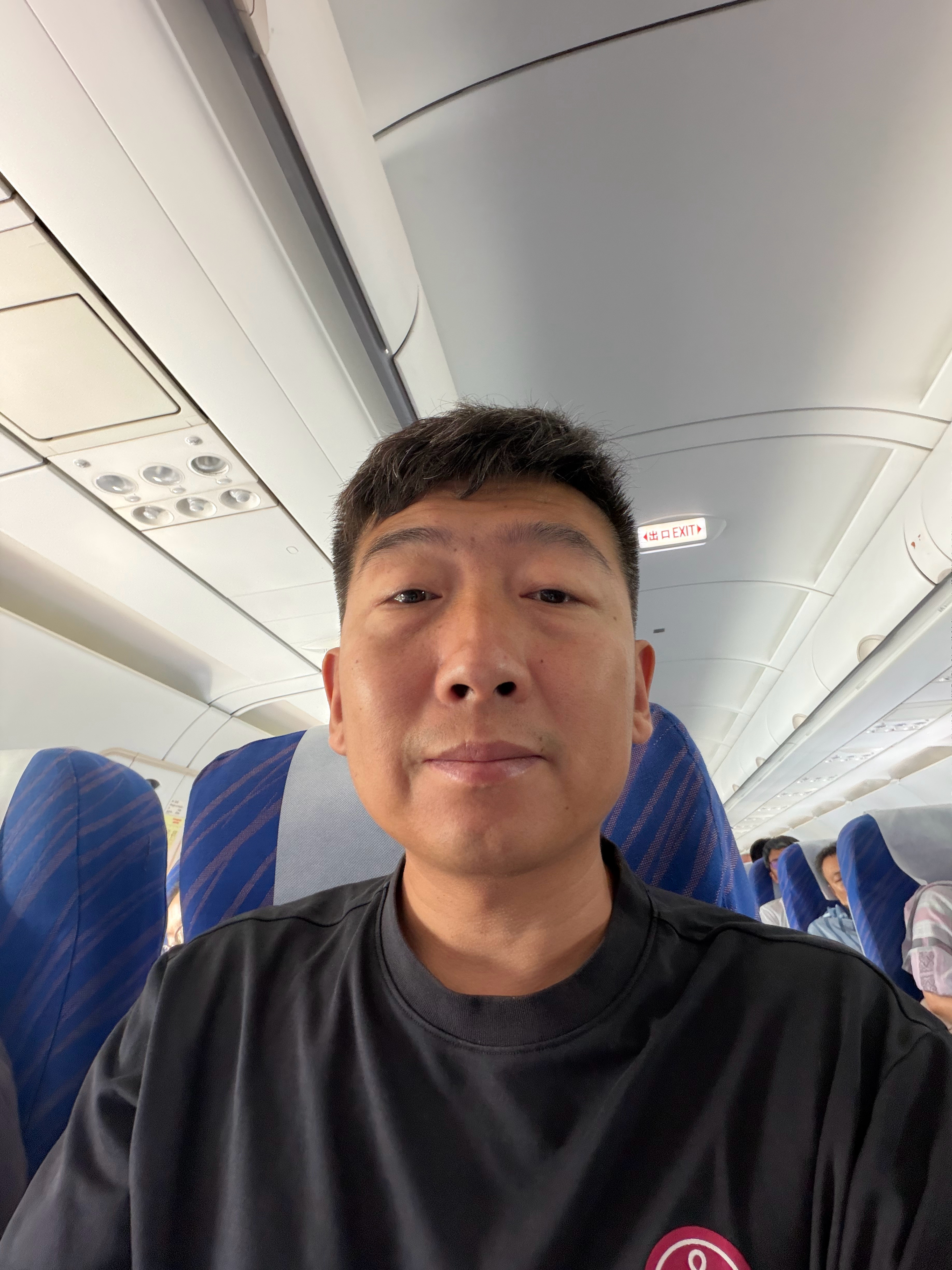 深圳见，兄弟们，女粉儿们！