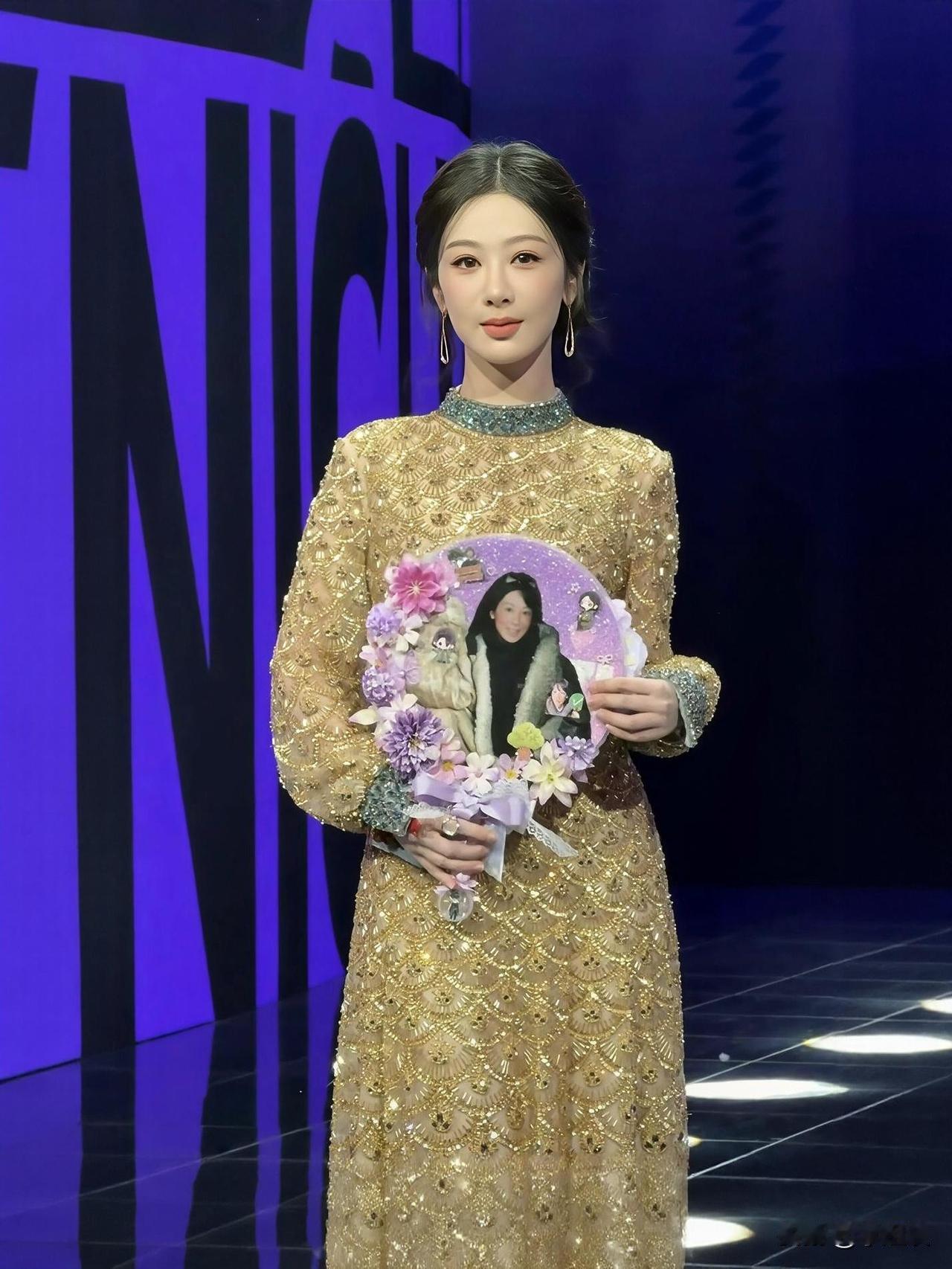 告诉你一个反常识的真相：资本大佬，其实很怕杨紫。怕什么呢？怕她不拍戏，怕她想