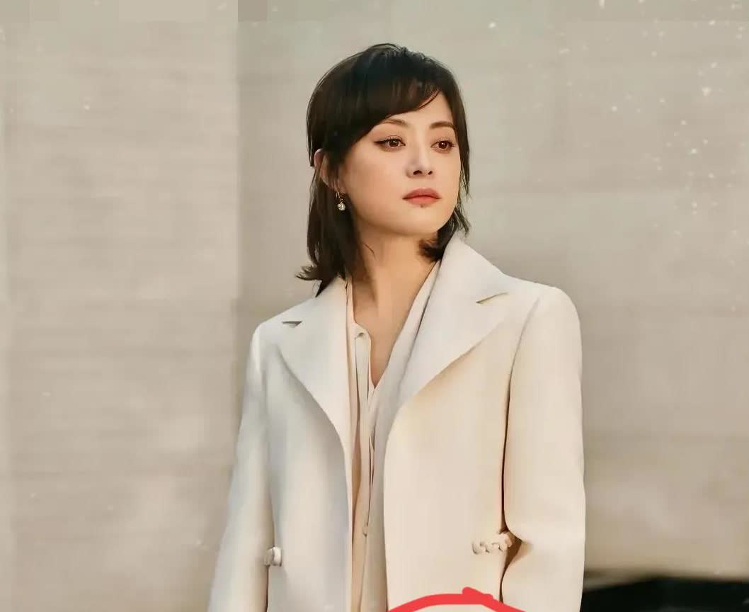 孙俪以后应该很难再演戏了，原因很简单，不是因为她演技不好，而是因