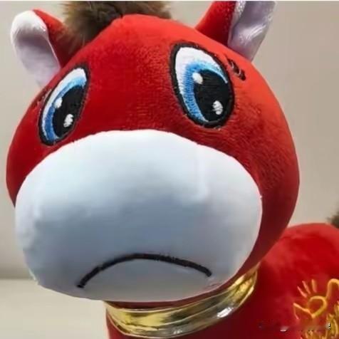 情绪价值更值钱！义乌“哭哭马”生肖玩偶意外爆火，订单排到三月份！这本来是一起