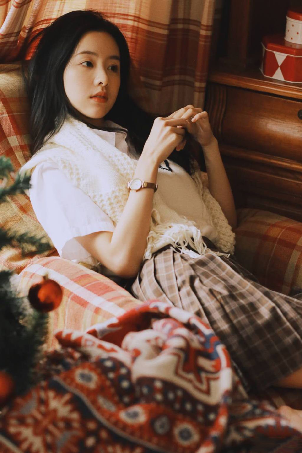 陈都灵完全校园学姐陈都灵，纯美写真，校园学姐。陈都灵