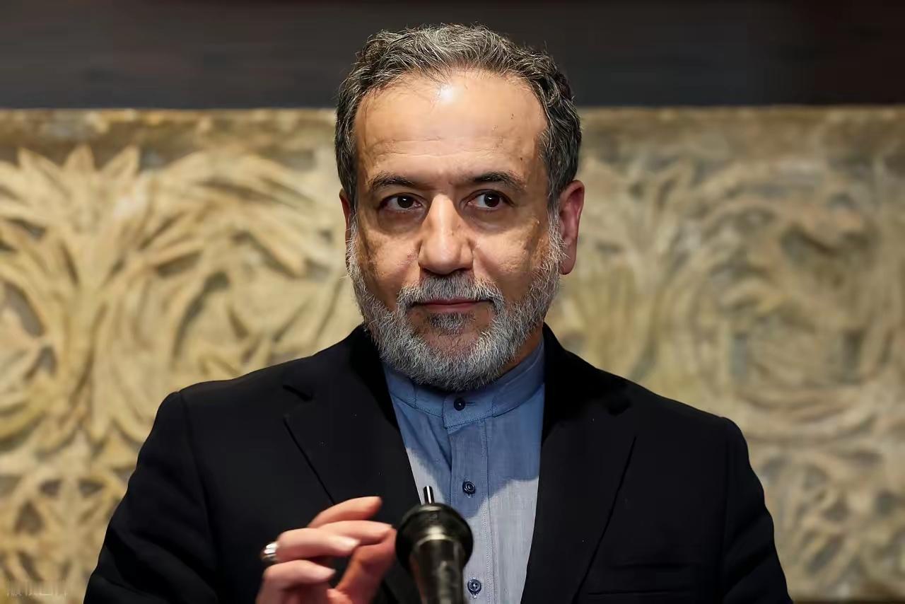 伊朗传来最新消息2026年4月25日，伊朗国防部宣布了一个重磅消息：直到停火前