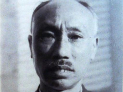1937年，坐了5年牢的陈独秀出来了，出来后他想回延安，重新跟着共产党干，消息传