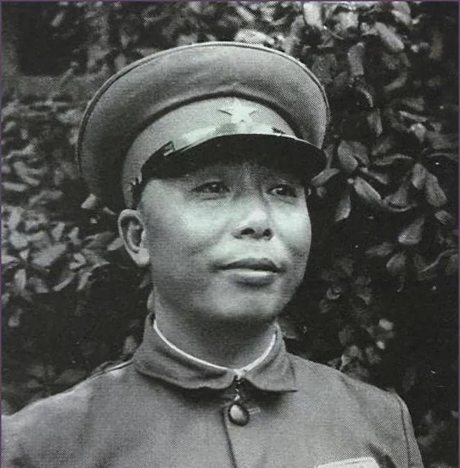 1948年，悍将宋时轮阵前抗命拒打济南，粟裕深夜驱车7小时闯入：你不打，我带警卫